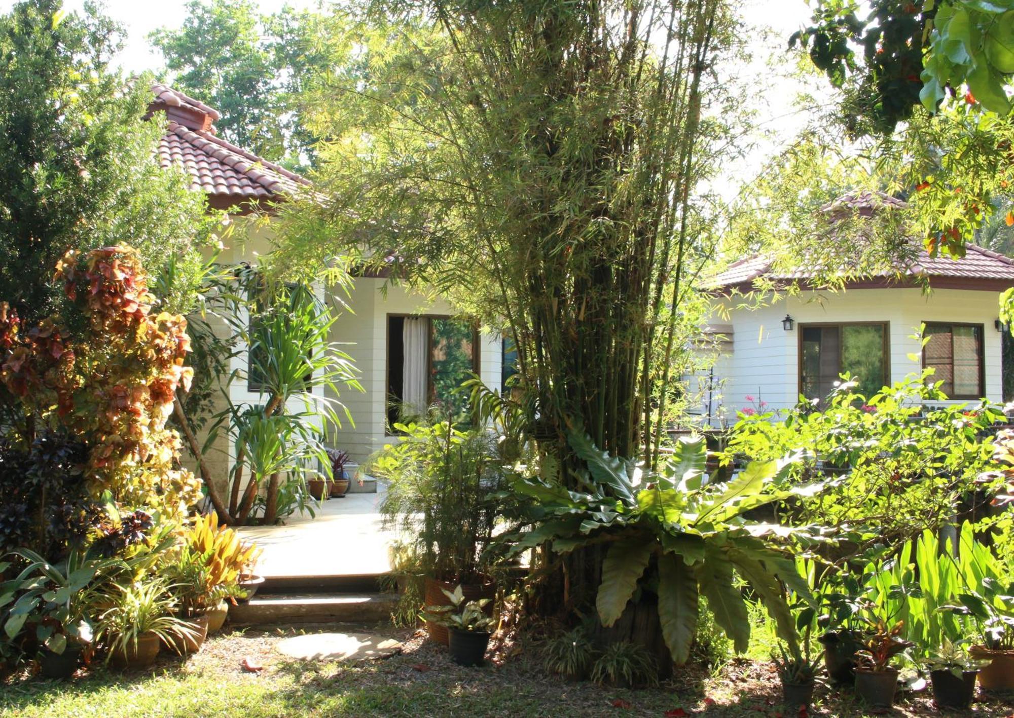 Navari Homestay Rayong Extérieur photo
