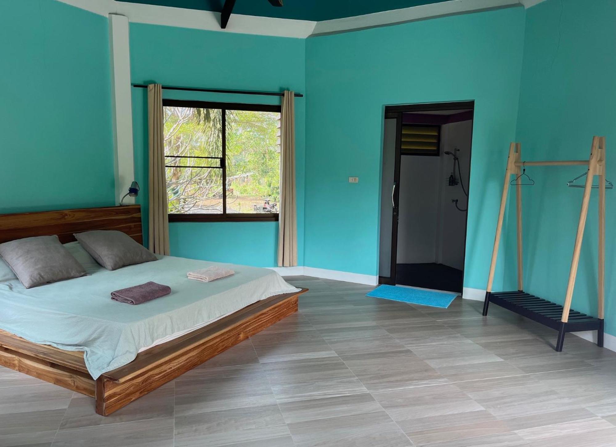 Navari Homestay Rayong Extérieur photo