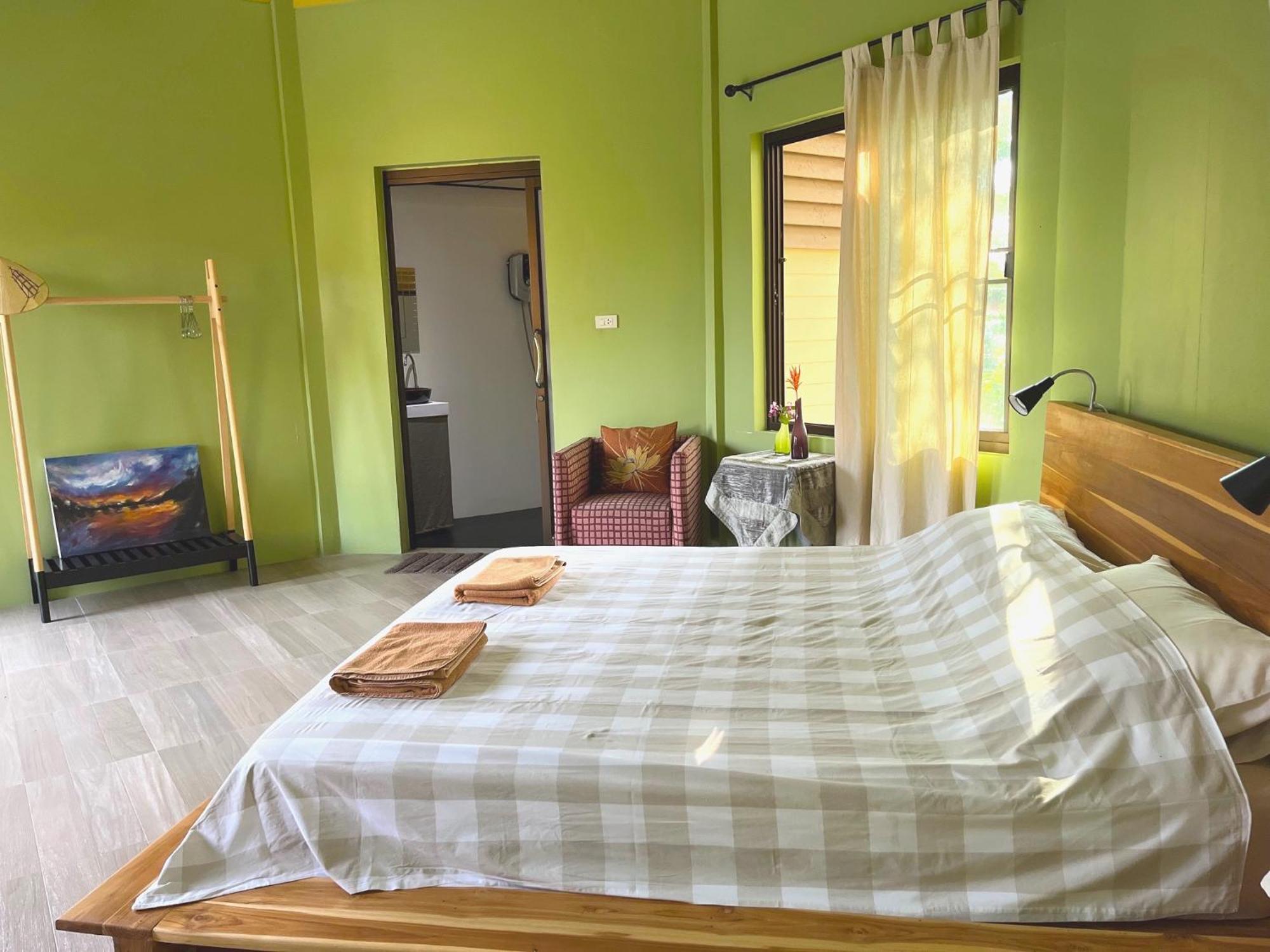 Navari Homestay Rayong Extérieur photo