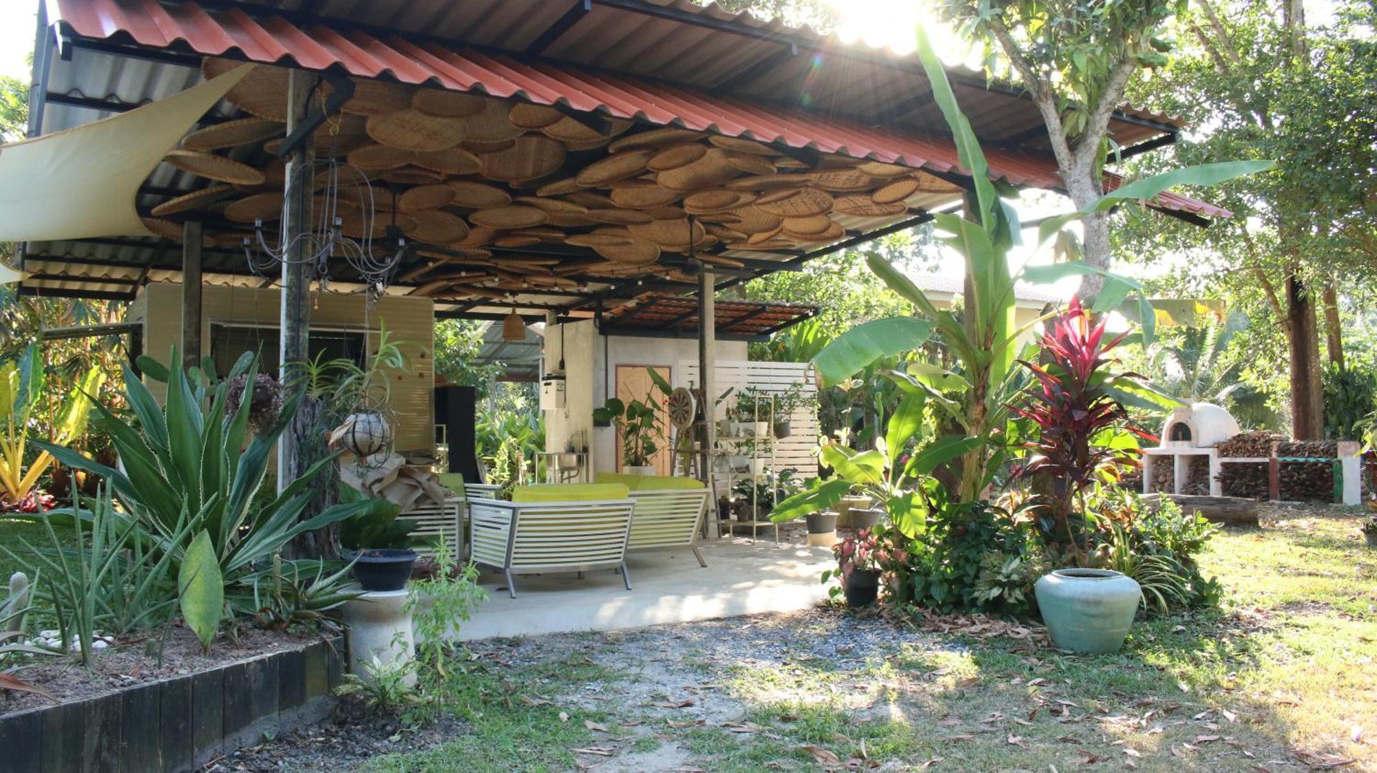 Navari Homestay Rayong Extérieur photo